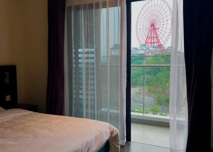 Liam At Sapphire Apartment Ha Long